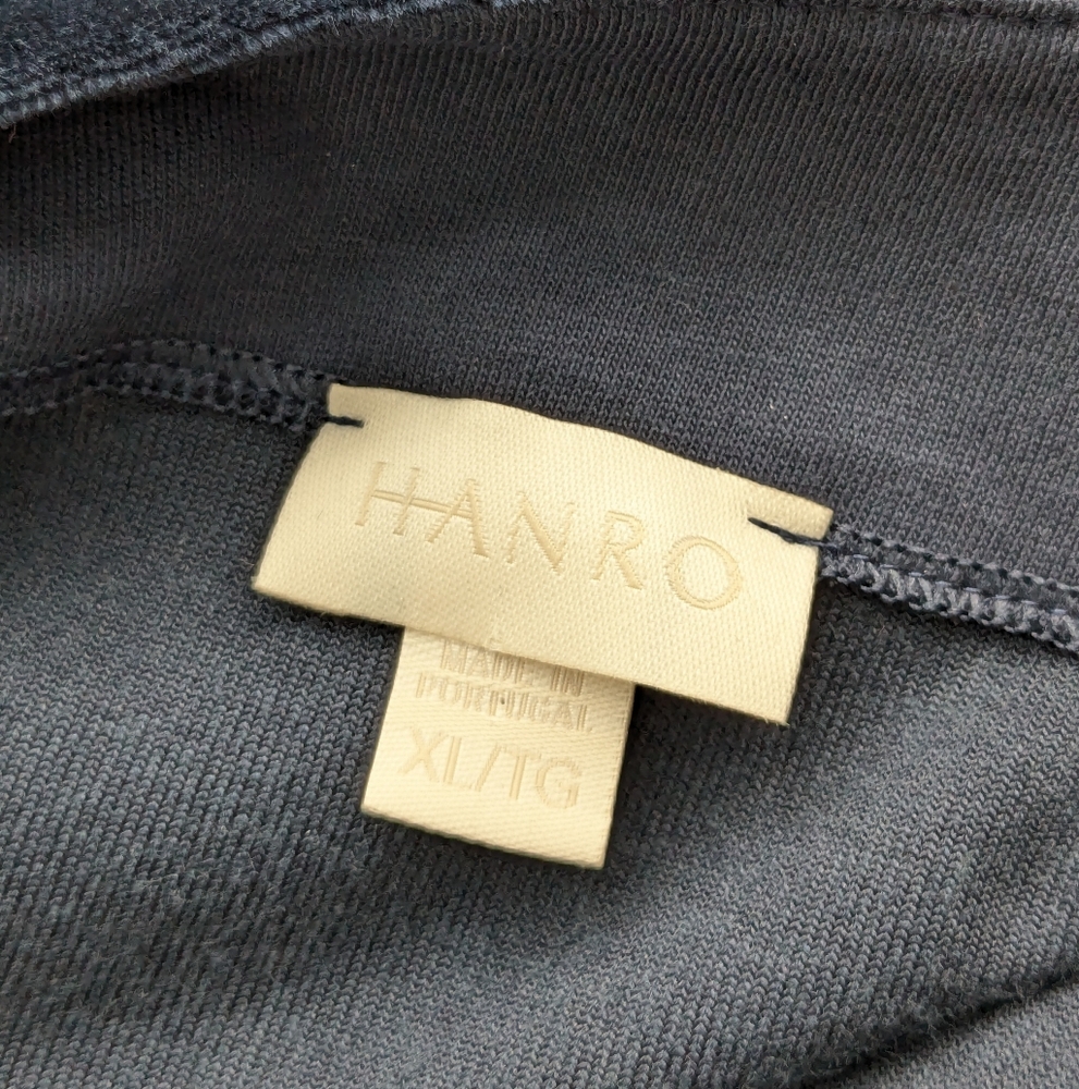 Hanro • Favourites Velvet Round Neck Pullover - Picture 6 of 7